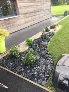 Petit coin de jardin Rots