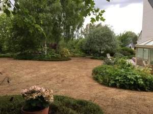 Jardin avant aménagement Rots